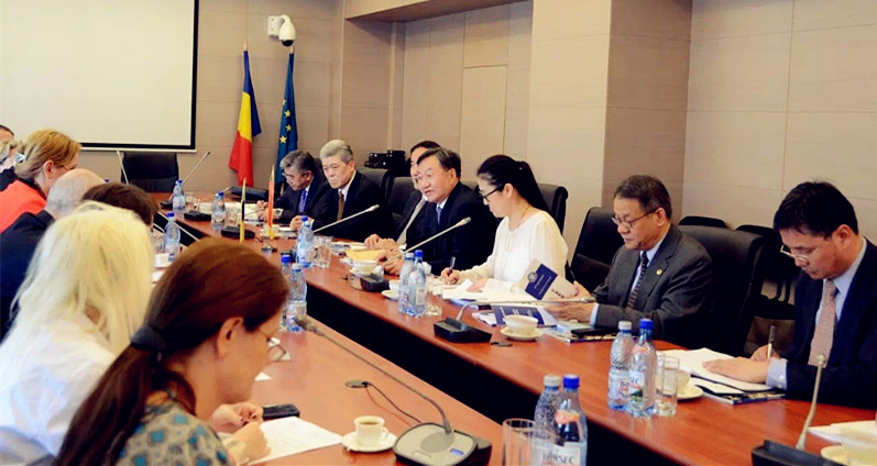 GA�ƽ�׹���-׷�󿵽�,����һ������