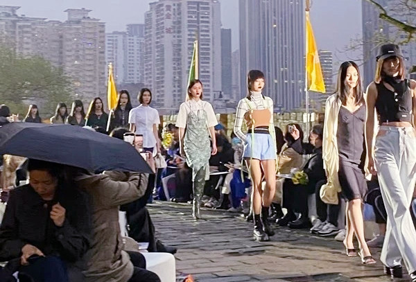 GA�ƽ�׹���-׷�󿵽�,����һ������